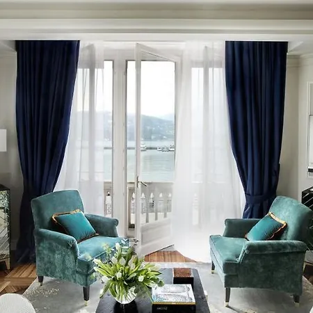Vista Palazzo Di Hotel Como
